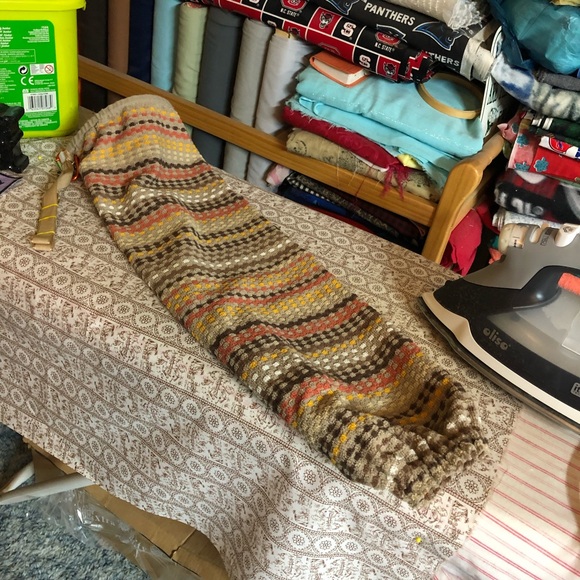 This is a Handmade bag holder. - Picture 2 of 2